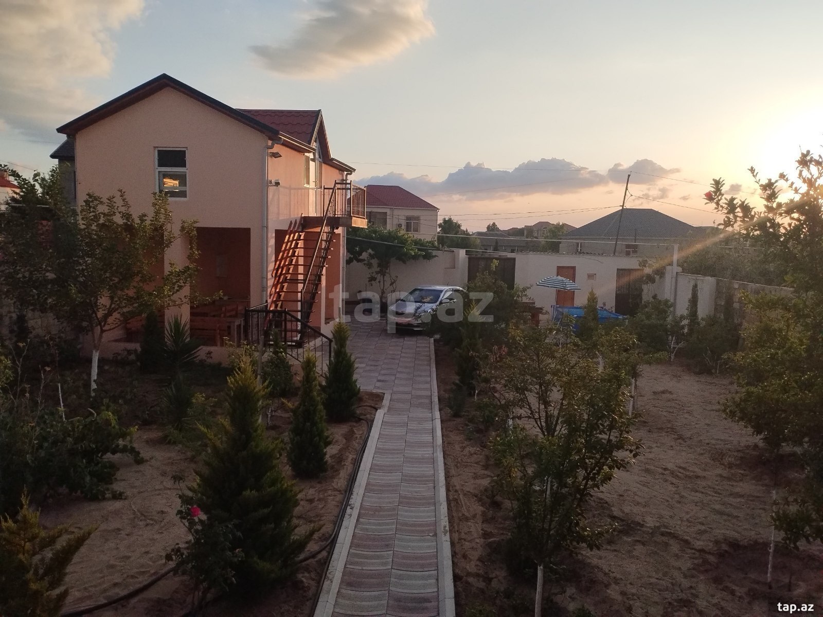 Bağ evi kirayə verilir, Novxanı qəs. (22)