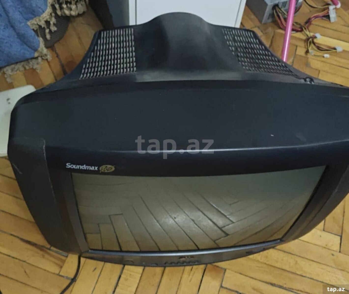 Televizor LG (3)