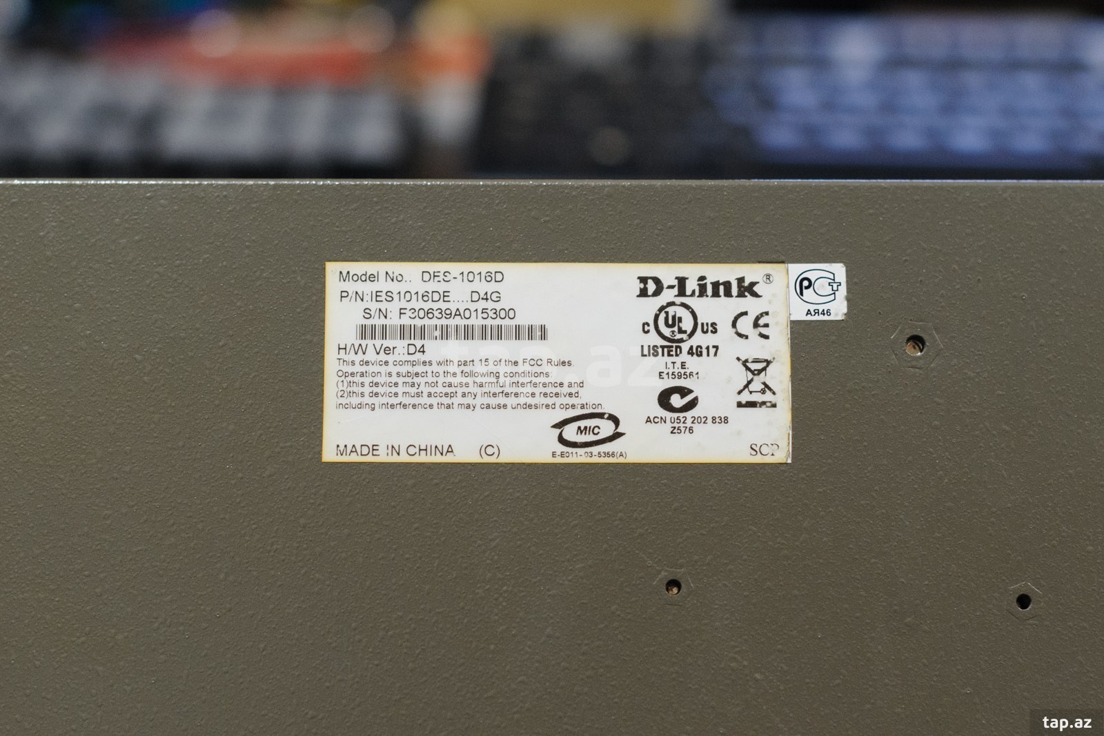 D-Link 16-port switch (7)