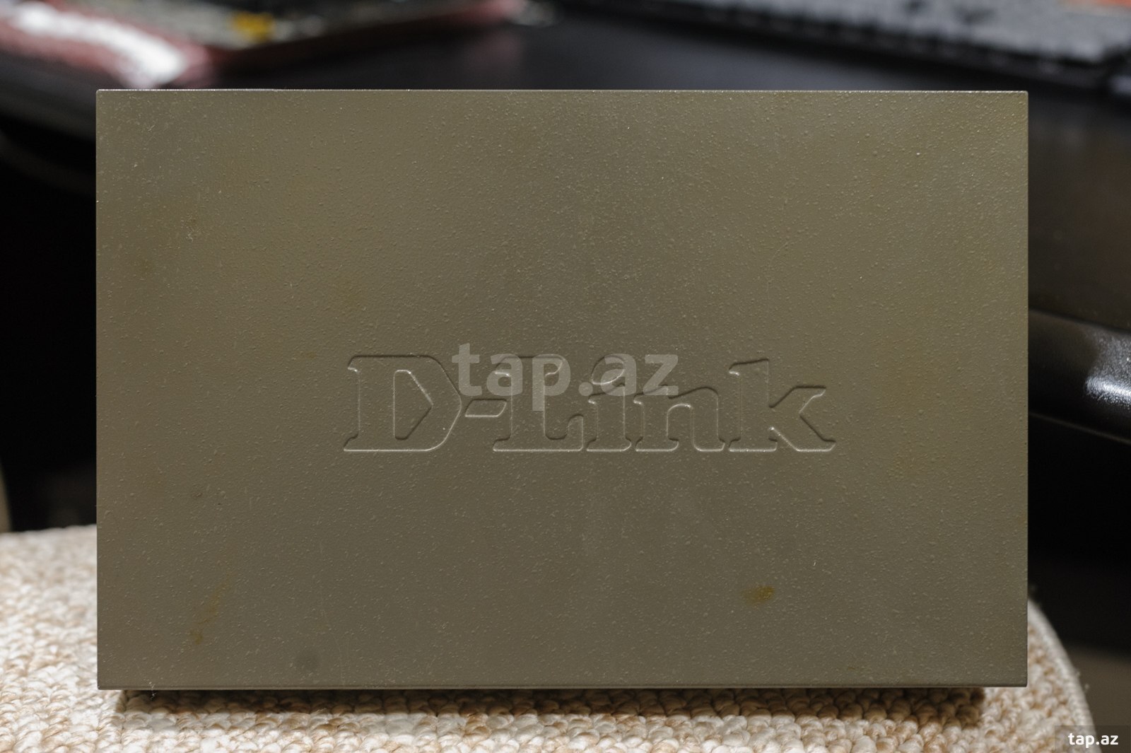 D-Link 16-port switch (8)