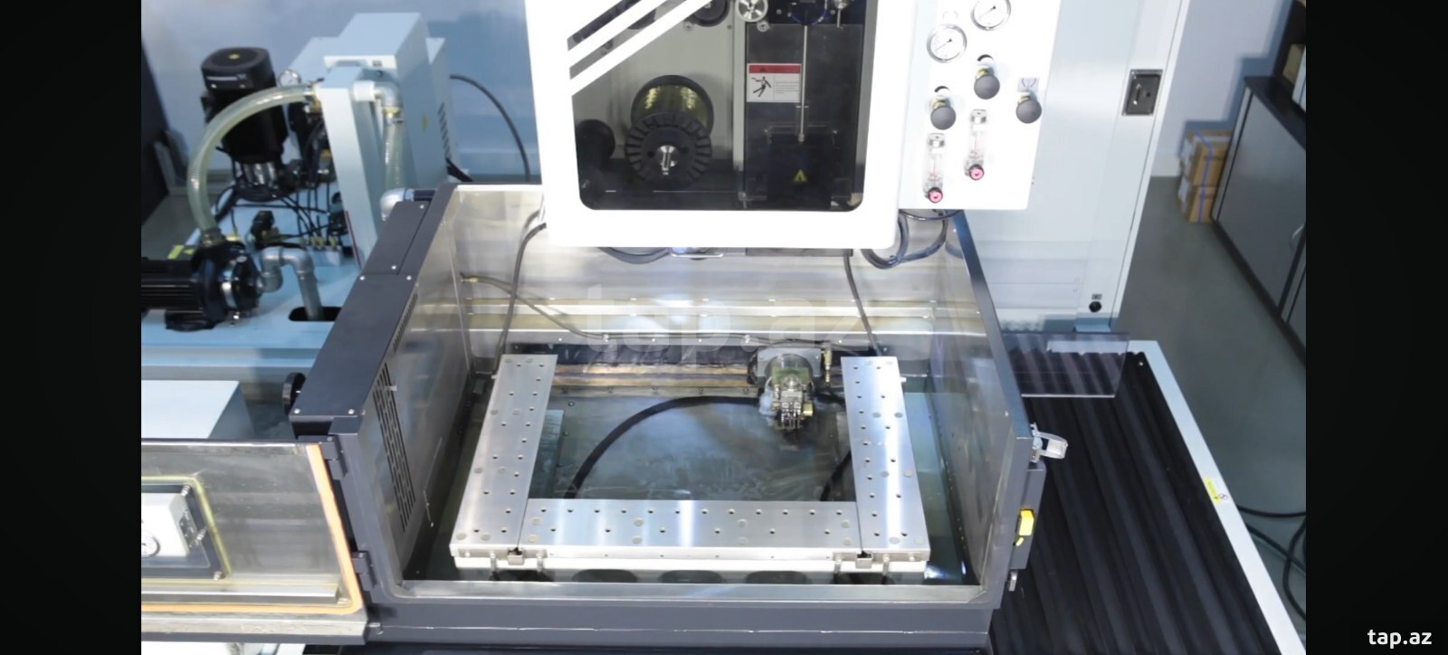 Cnc operatoru işi axtarıram (2)