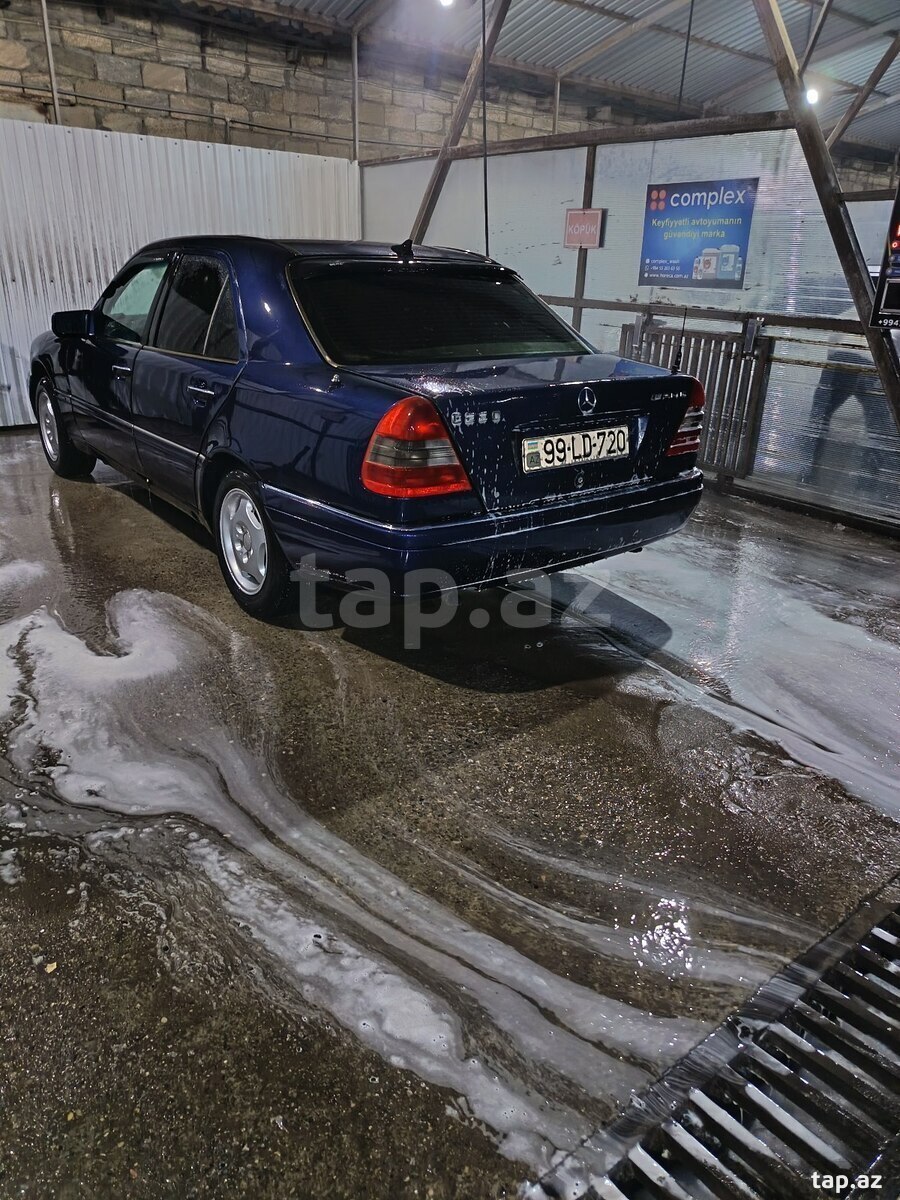 Mercedes C 220, 1995 il (7)