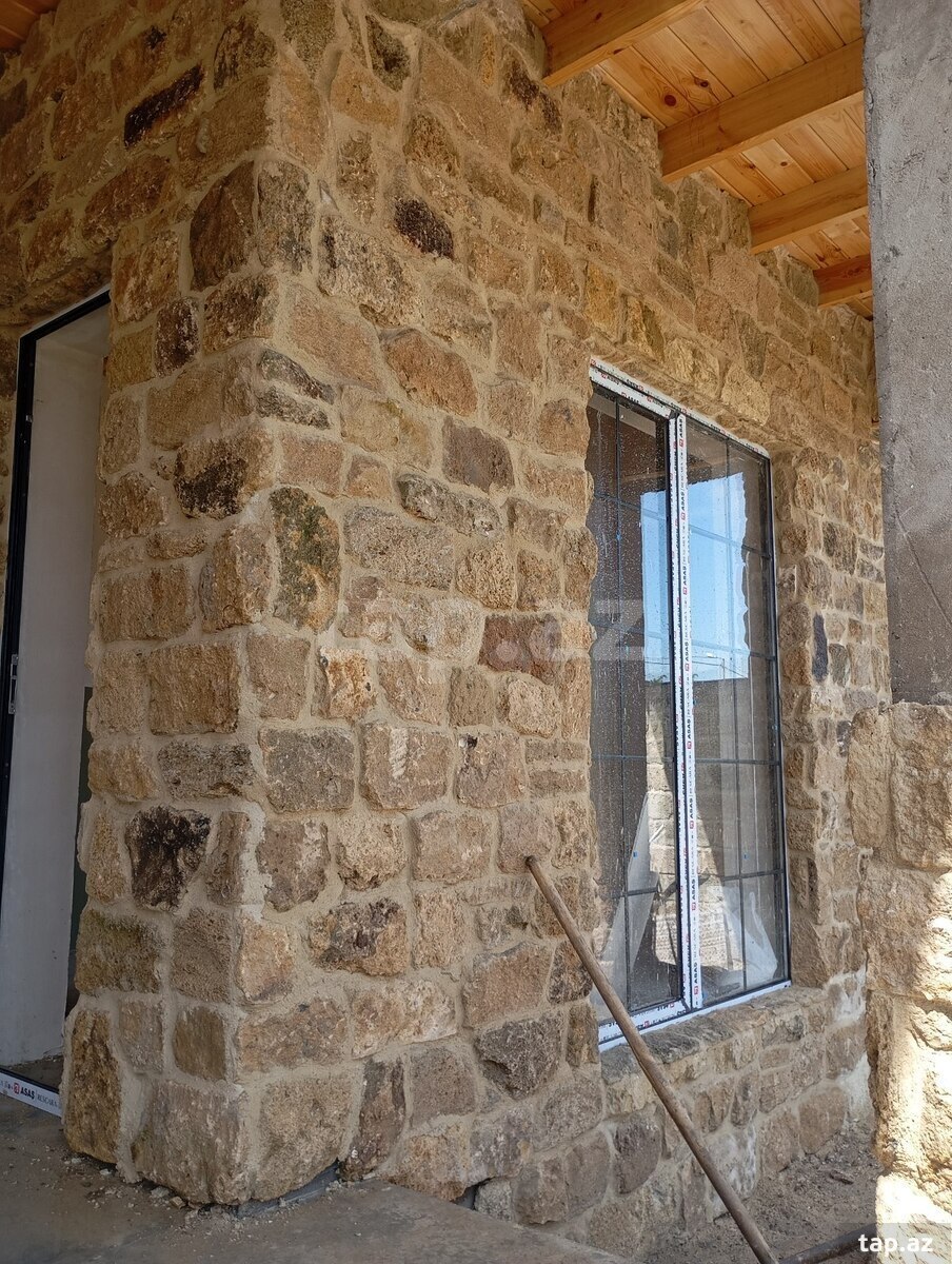 Dekorativ daş (kabançik) ustası (11)