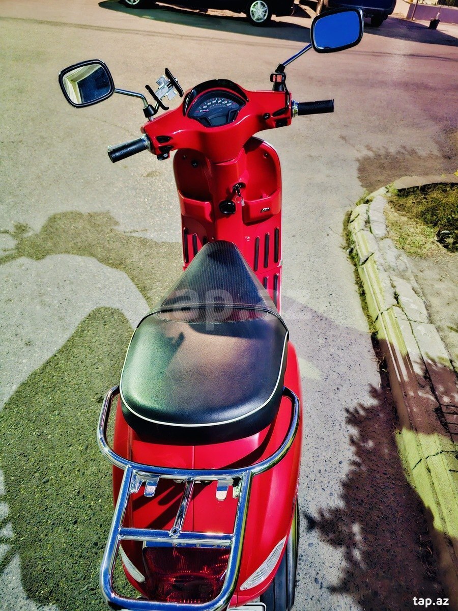 Motosiklet Vespa (3)