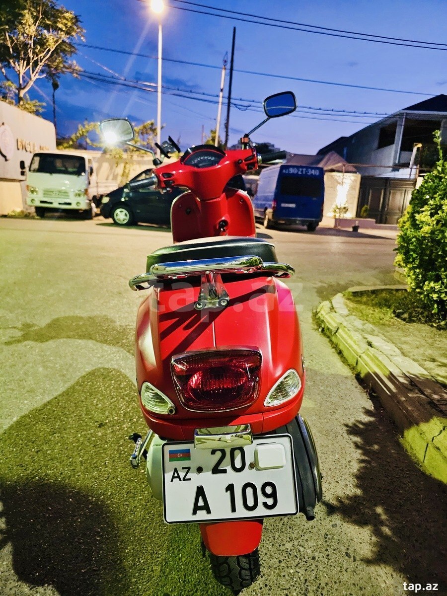 Motosiklet Vespa (4)