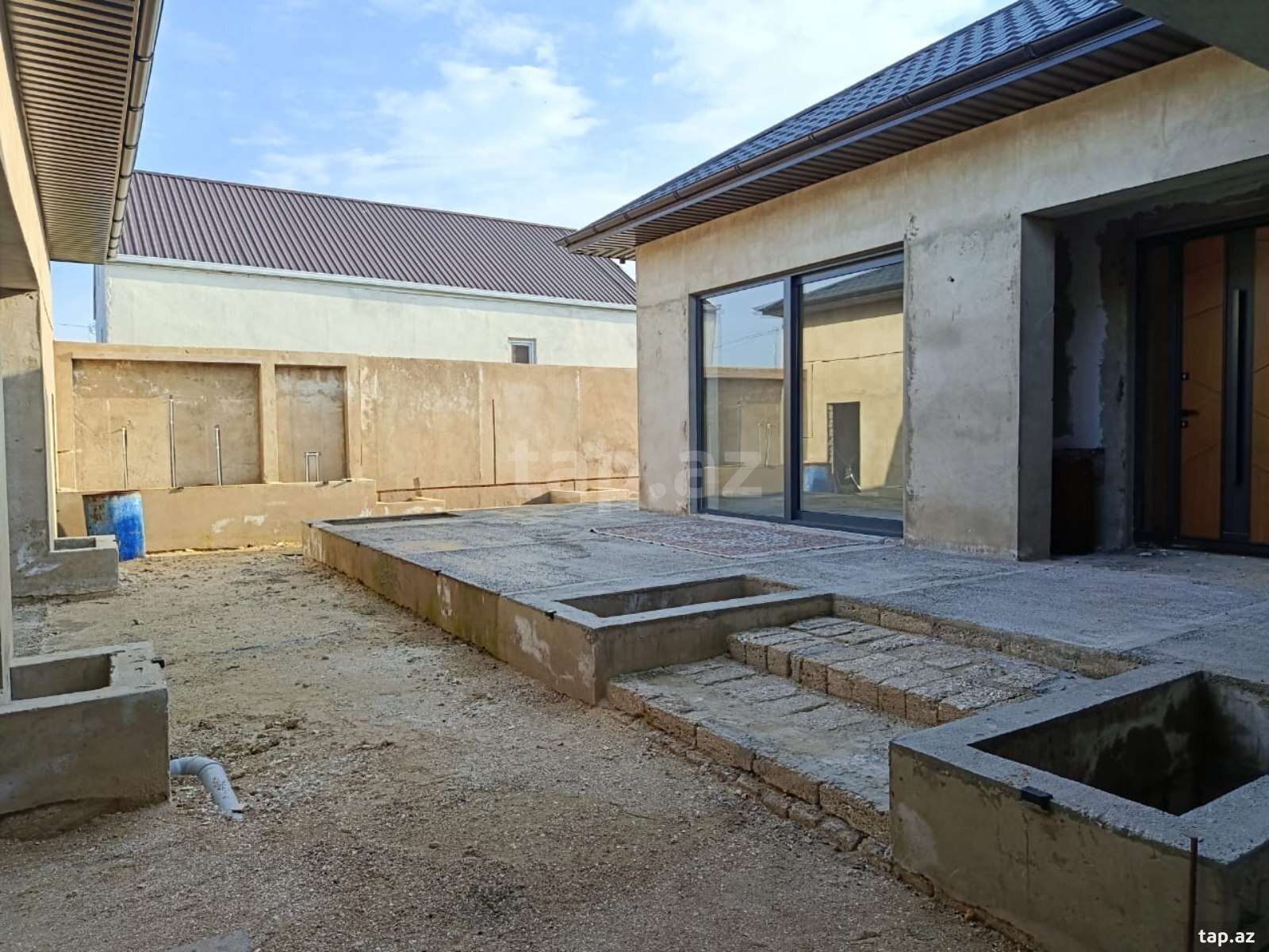 5 otaqlı həyət evi satılır, Zirə, Bakı