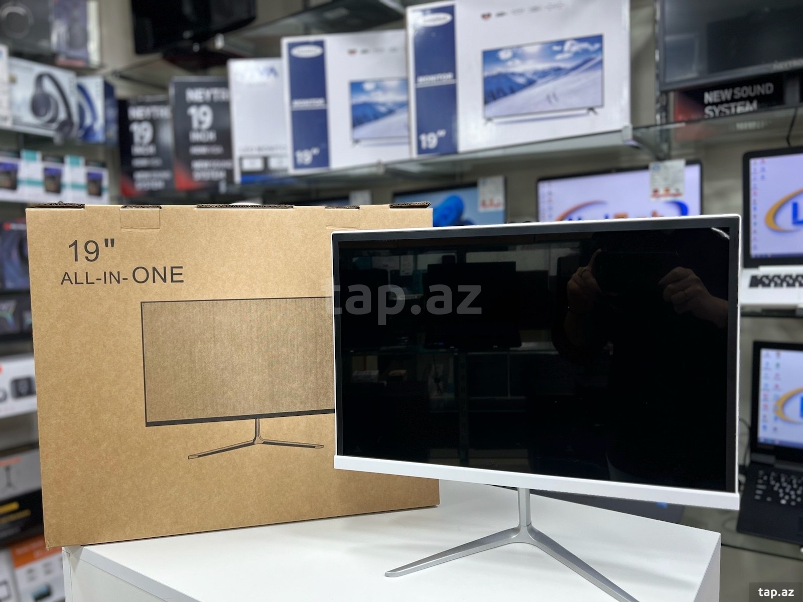 Monoblok 19" ALL-IN-ONE (2)