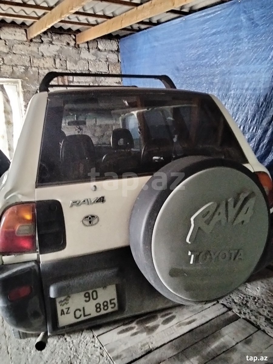 Toyota RAV 4, 1997 il (4)