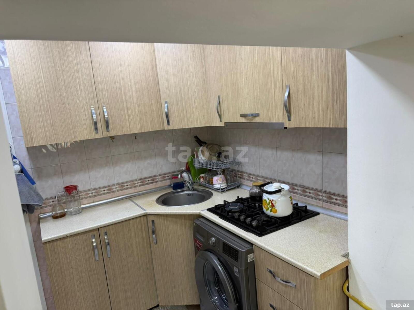 3-otaqlı mənzil, Aşıq Molla Cümə küç., 65 m²