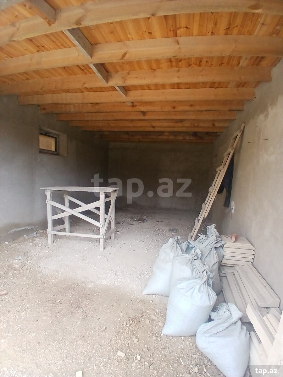 Həyət evi, Binə qəs. (4)