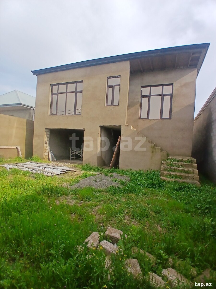 Həyət evi, Binə qəs. (2)