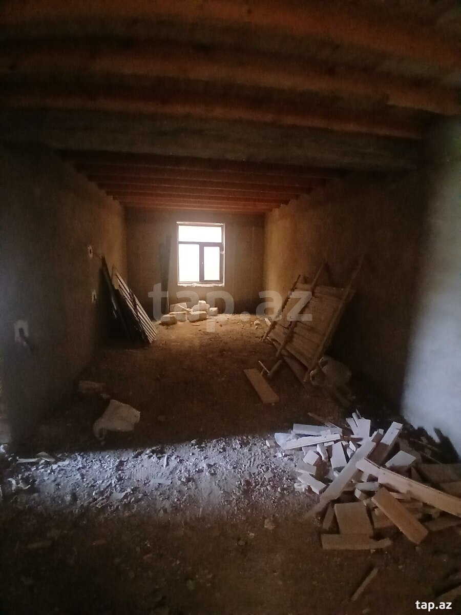Həyət evi, Binə qəs. (6)