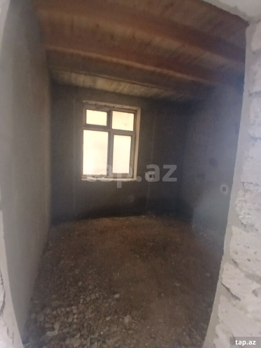 Həyət evi, Binə qəs. (7)
