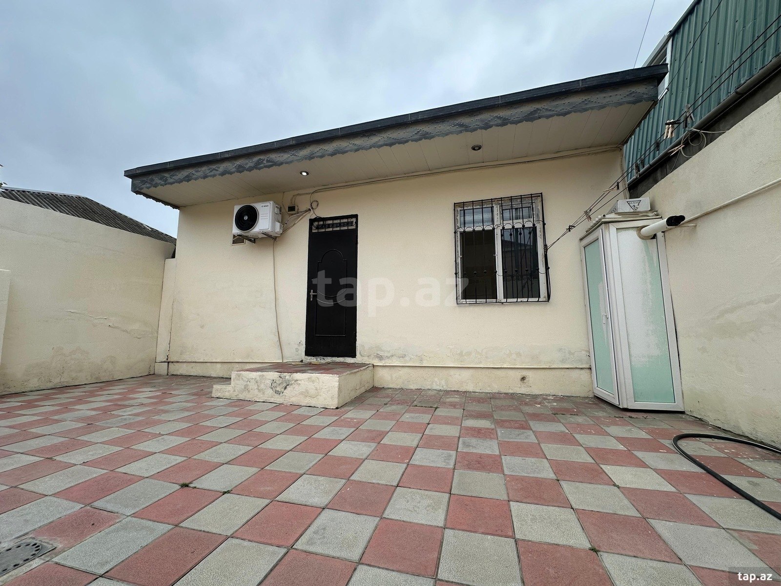 Həyət evi, Binəqədi r. (5)