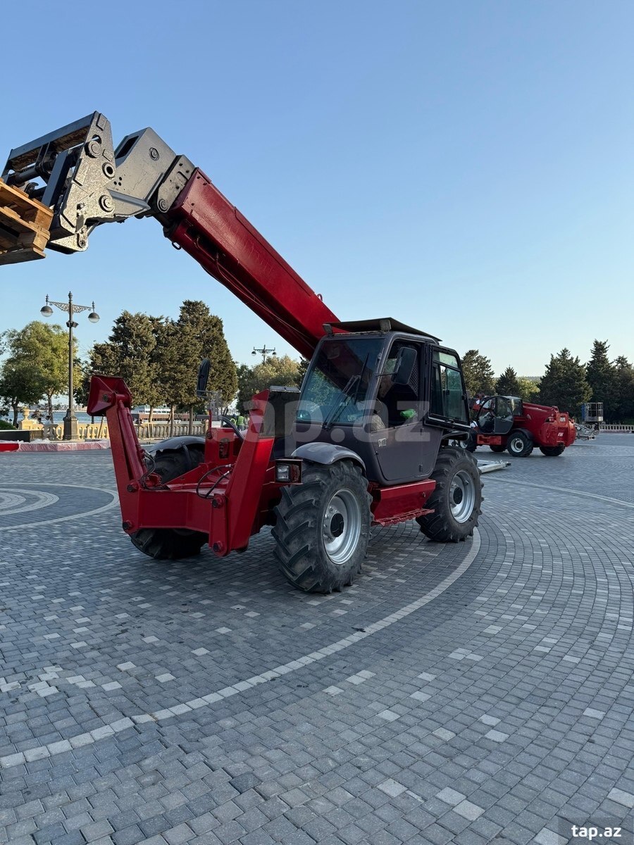 Teleskopik yükləyici Bobcat, 2005 il (2)