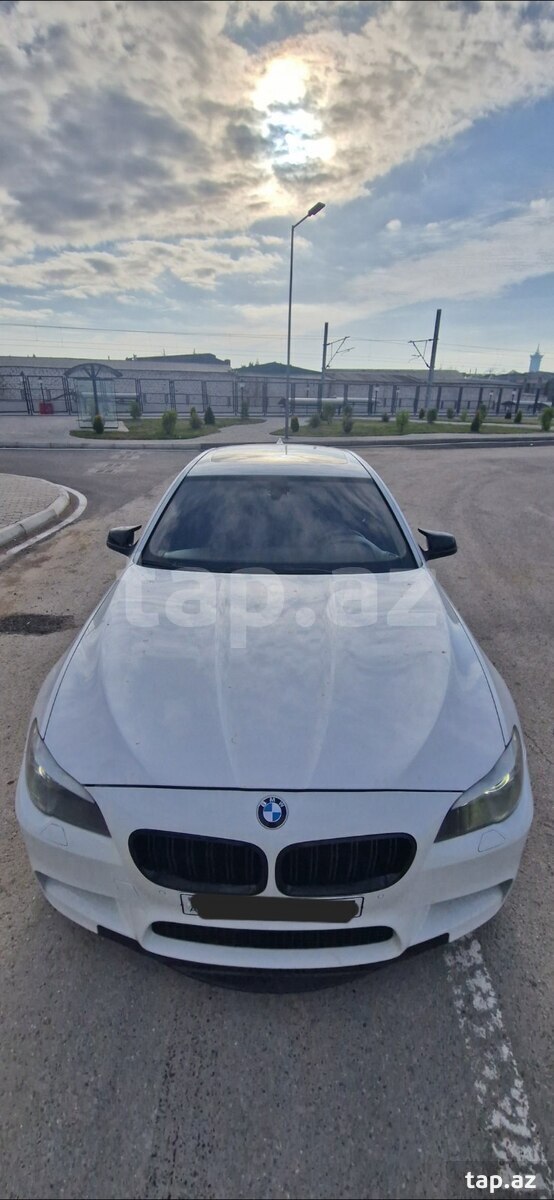 BMW 528, 2011 il (4)