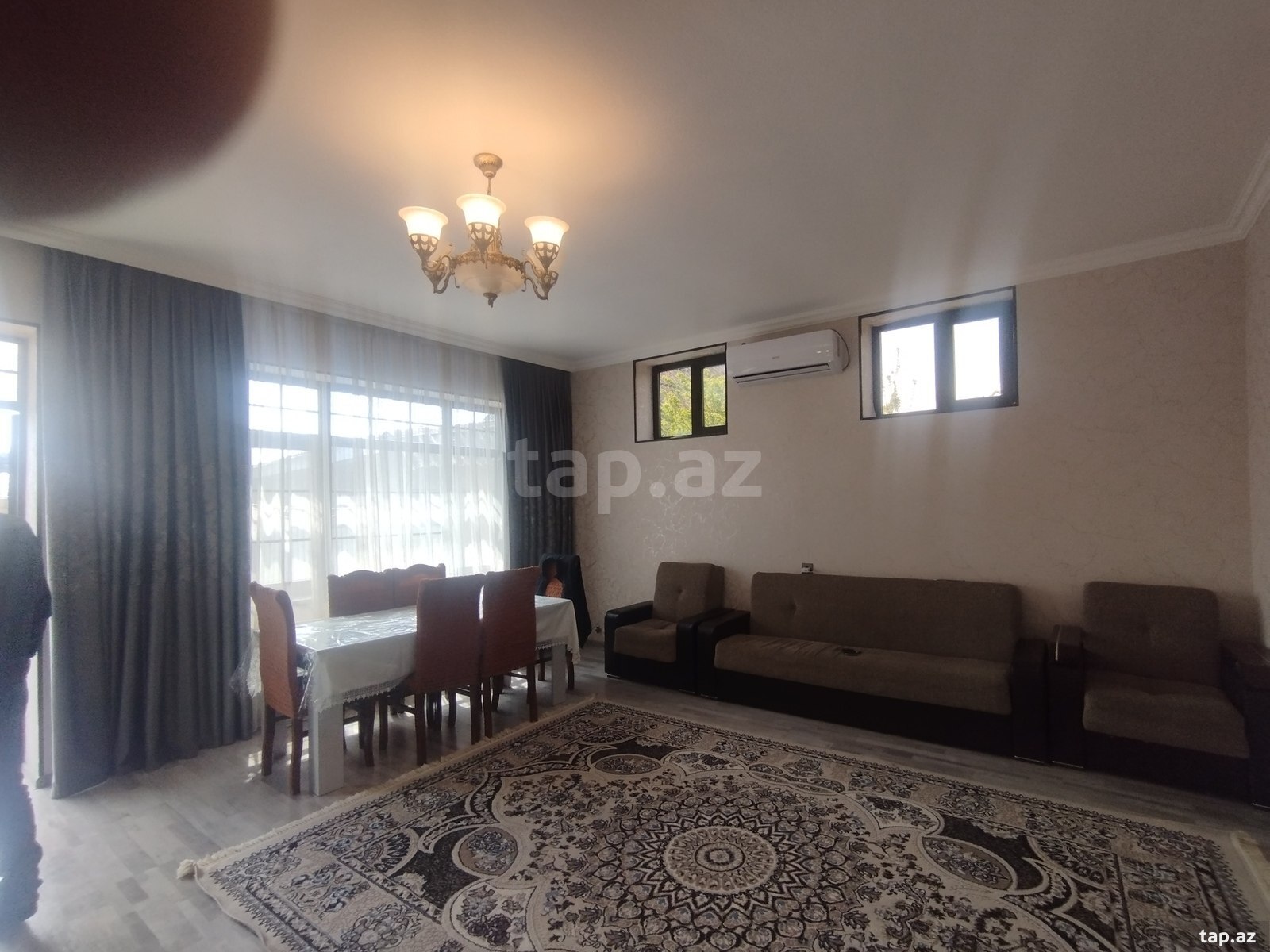 Villa, Şəki ş.