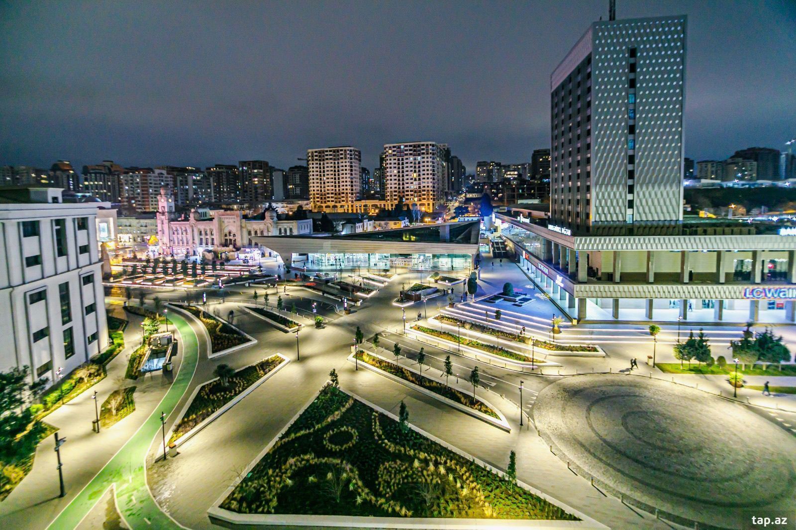 3-otaqlı yeni tikili kirayə verilir, 28 May m., 130 m² (2)