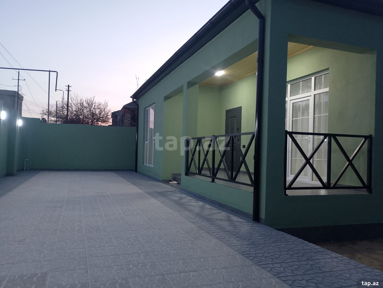 Bağ evi, Novxanı qəs. (2)
