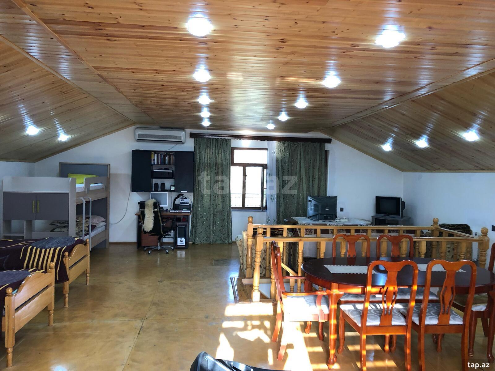 Bağ evi, Novxanı qəs. (8)