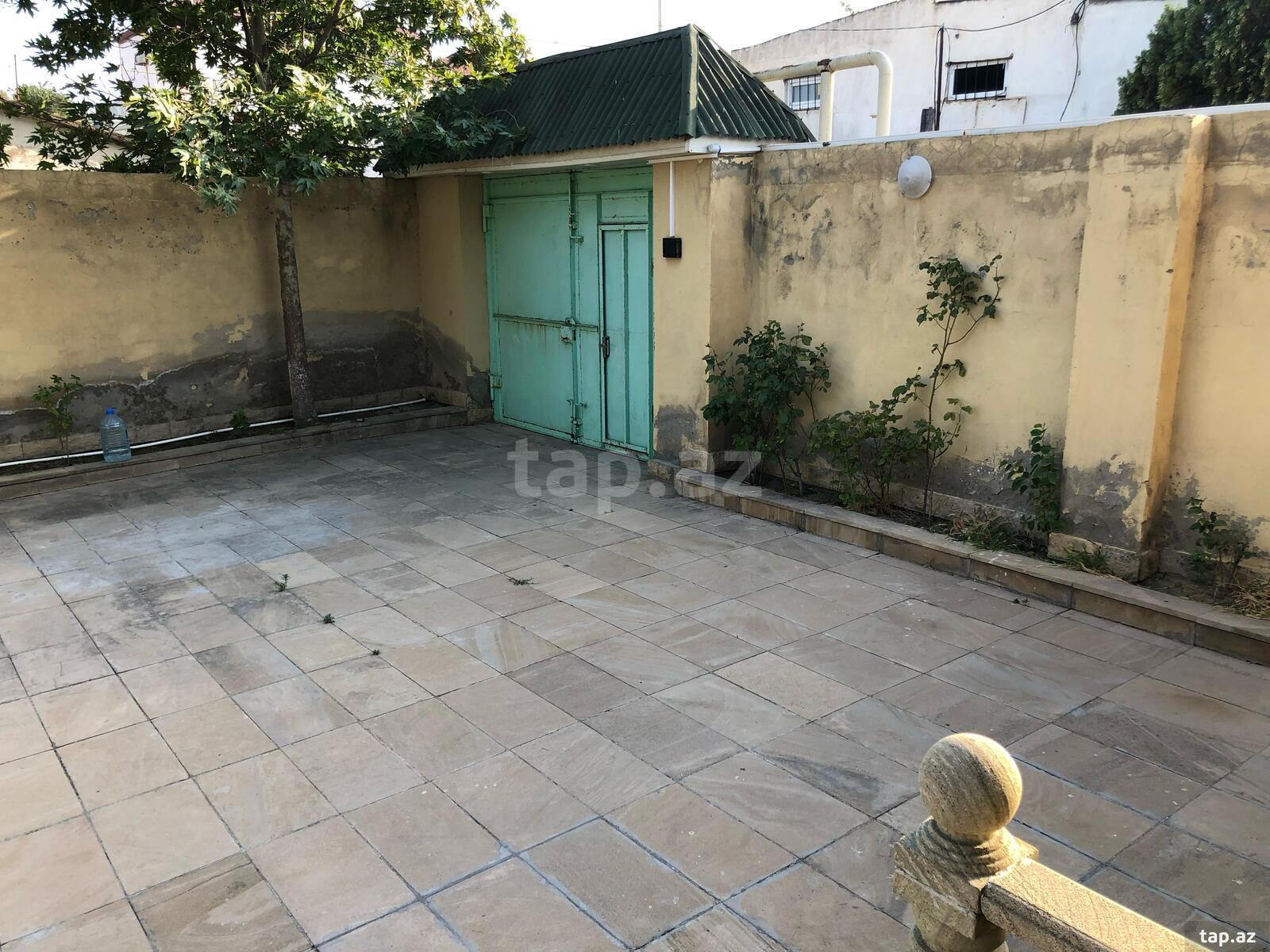 Bağ evi, Novxanı qəs. (19)