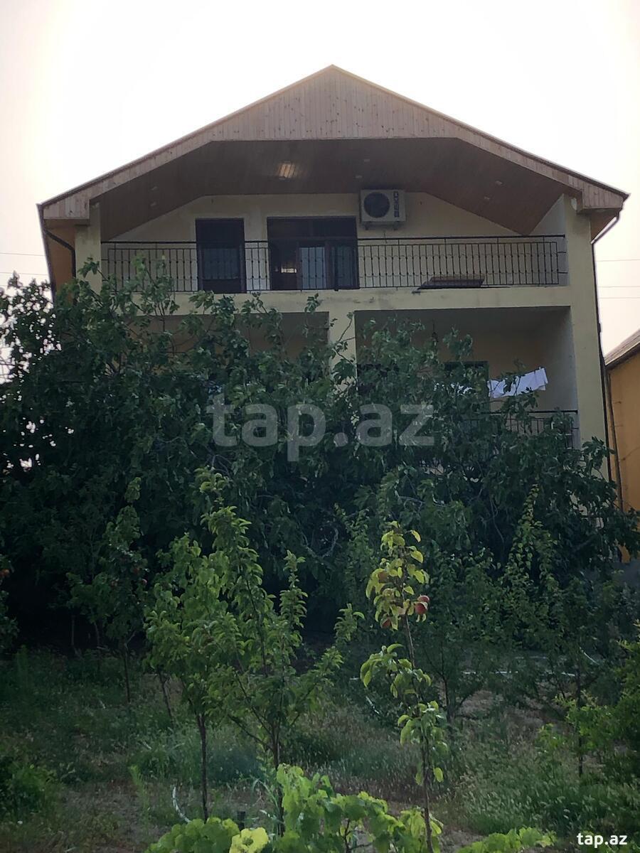 Bağ evi, Novxanı qəs. (18)