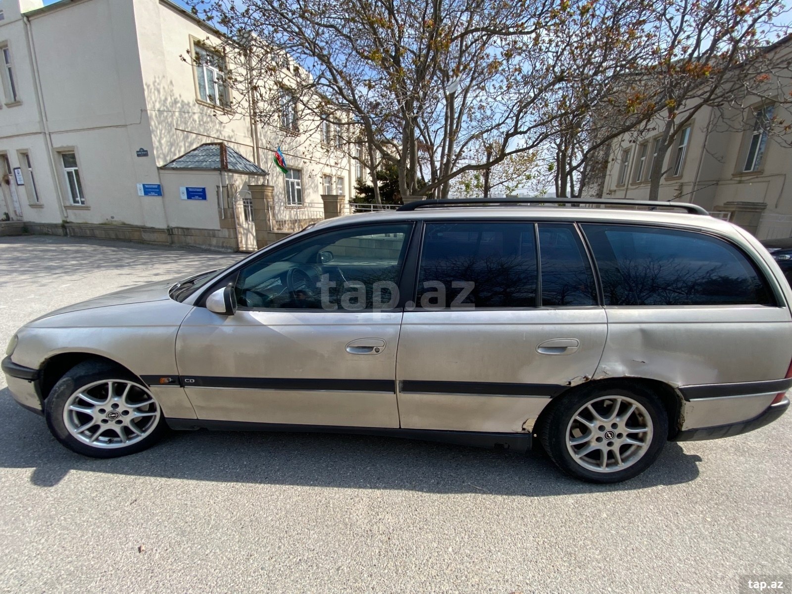 Opel Omega, 1996 il (4)