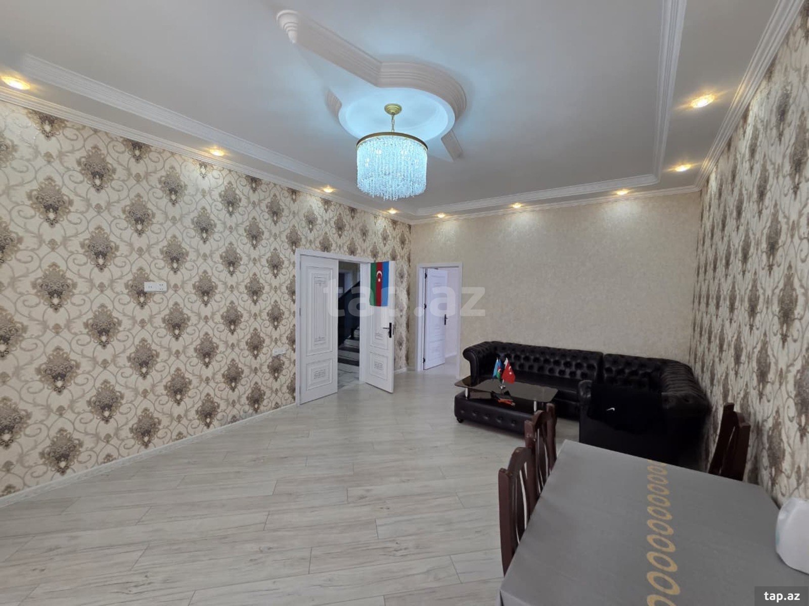 Həyət evi, Novxanı qəs. (19)