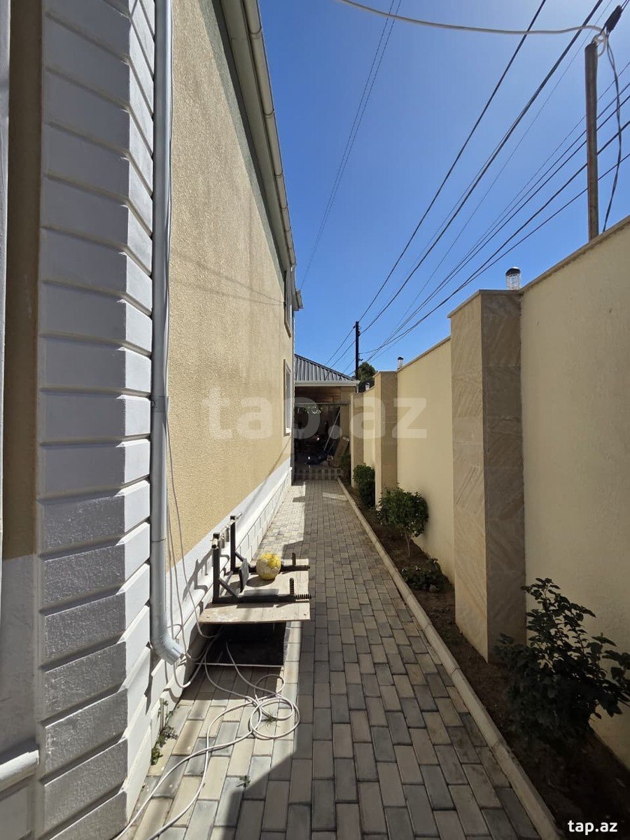 Həyət evi, Novxanı qəs. (21)