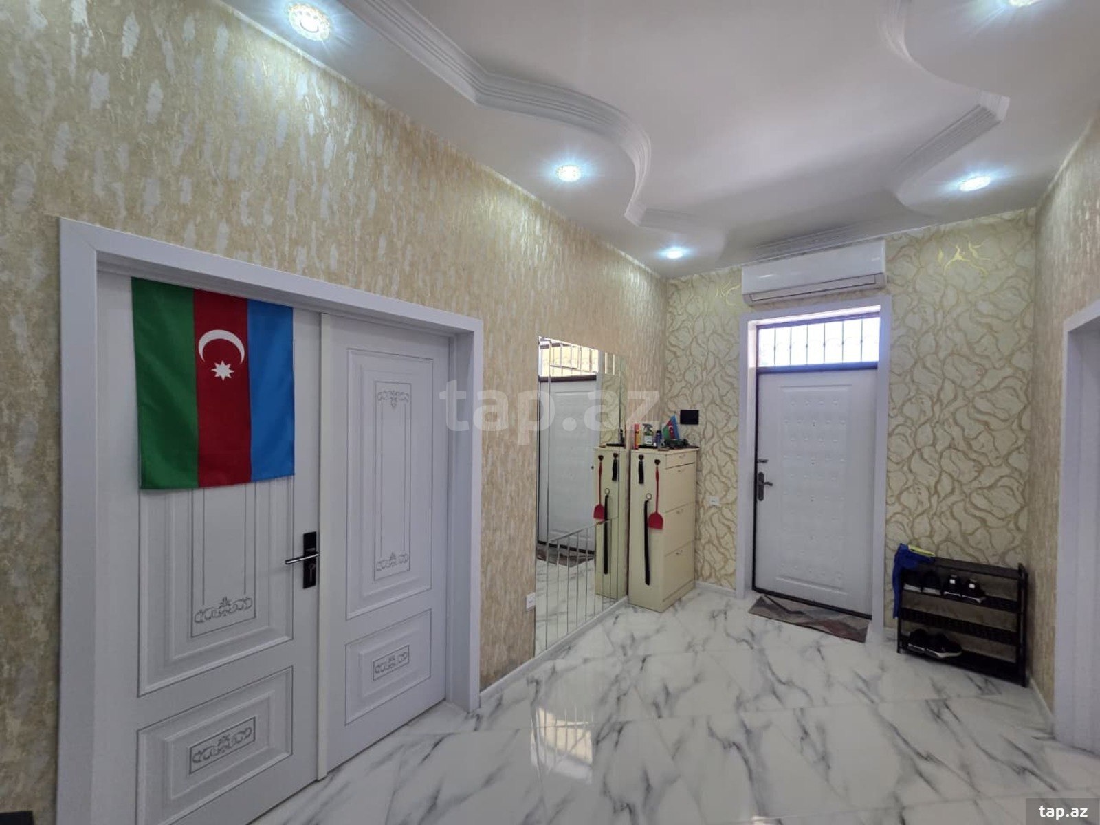 Həyət evi, Novxanı qəs. (14)