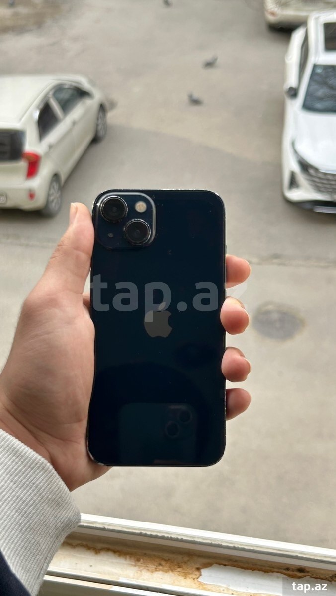 Apple iPhone 13 Midnight 128GB/4GB (11)