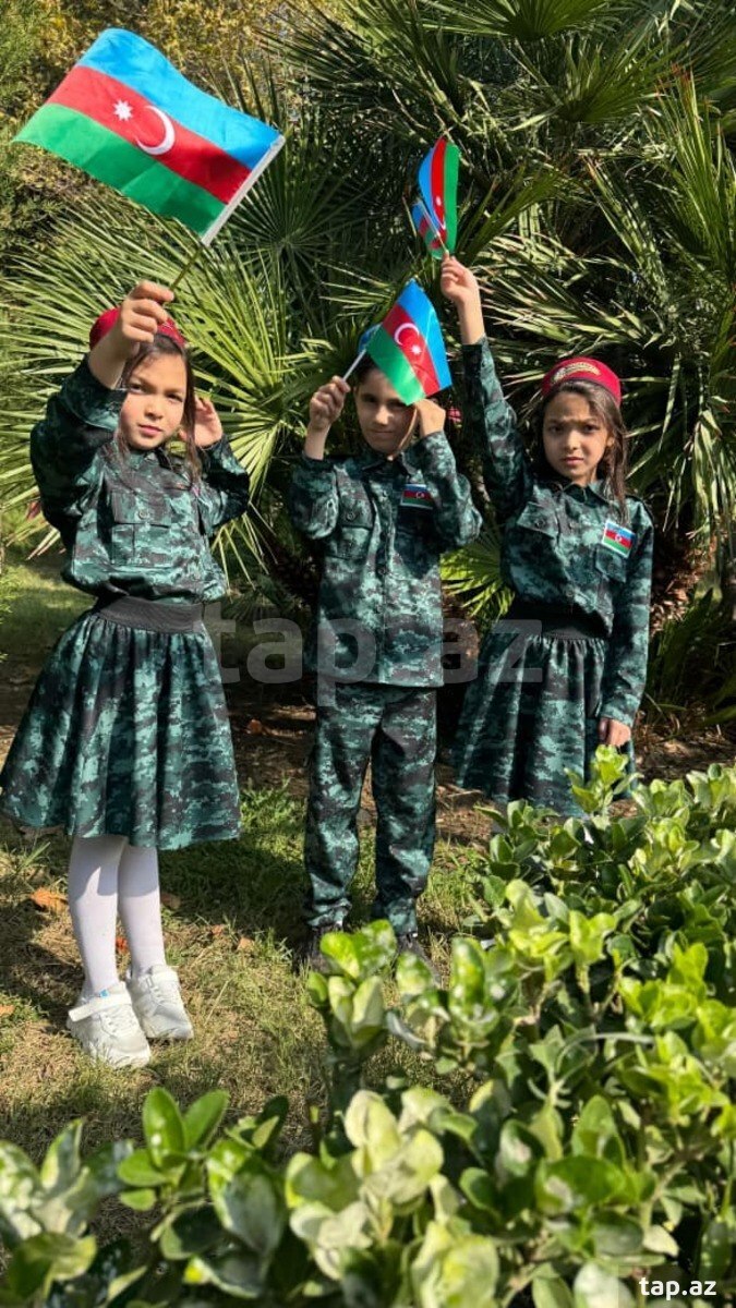 Hərbi geyimlər (7)