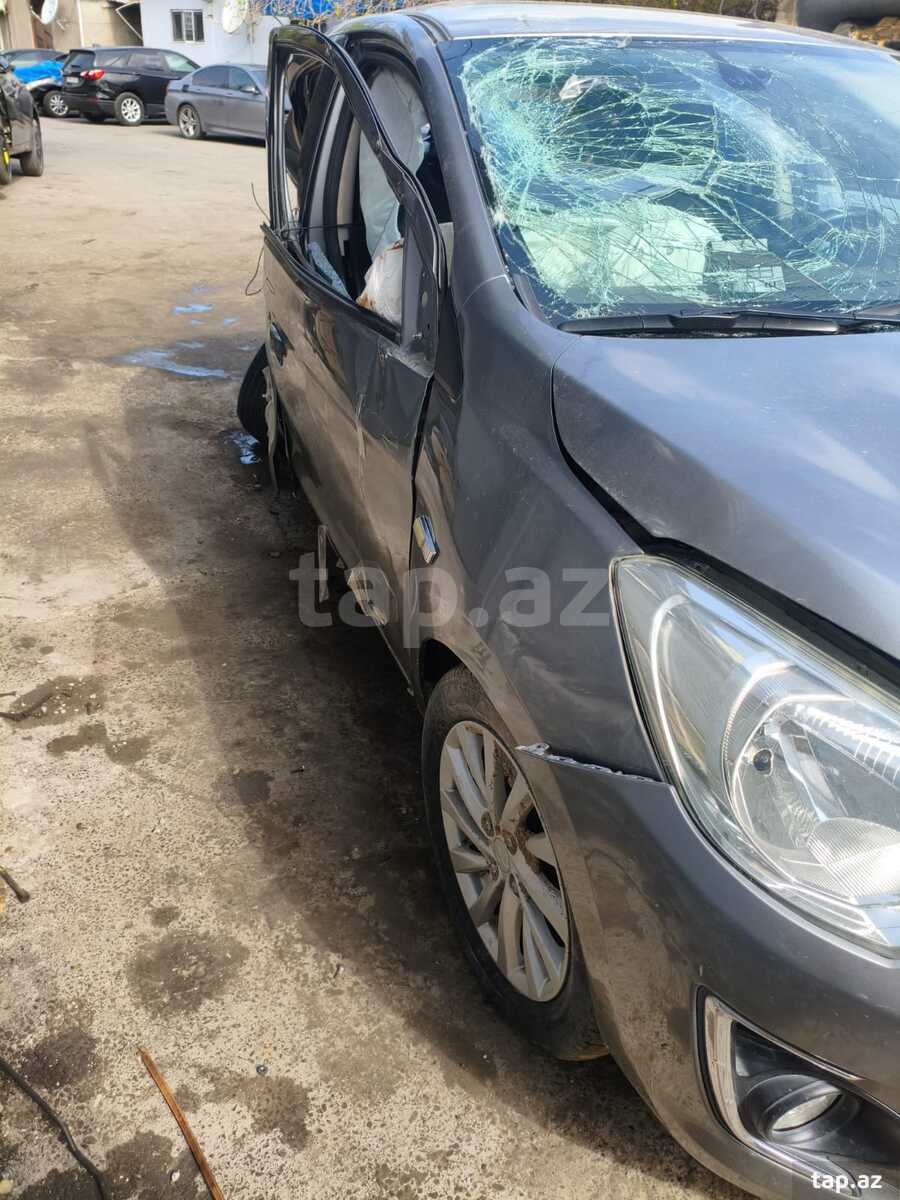 Mitsubishi Attraj ehtiyat hissələri  (8)