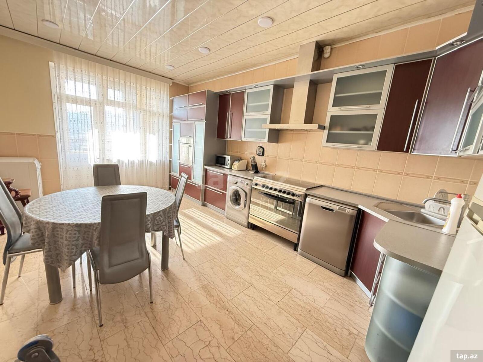 4-otaqlı yeni tikili kirayə verilir, Nizami m., 200 m² (7)