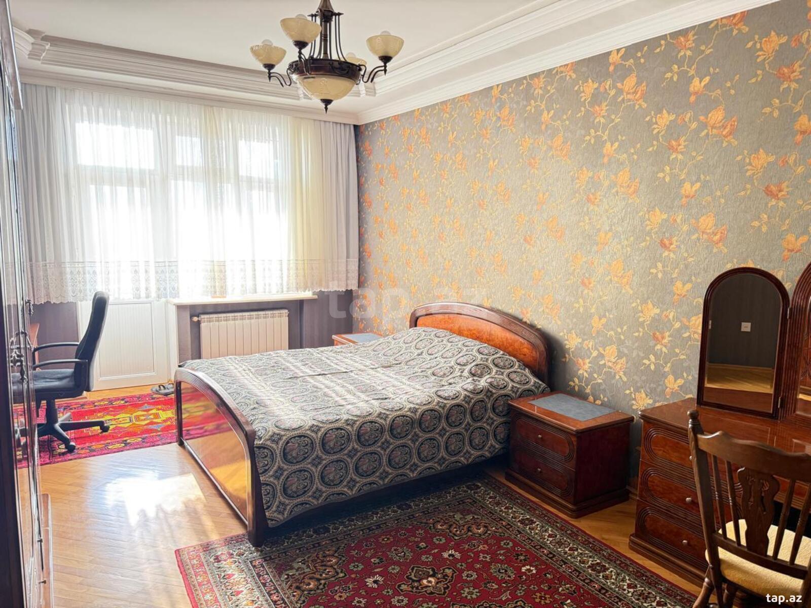 4-otaqlı yeni tikili kirayə verilir, Nizami m., 200 m² (21)