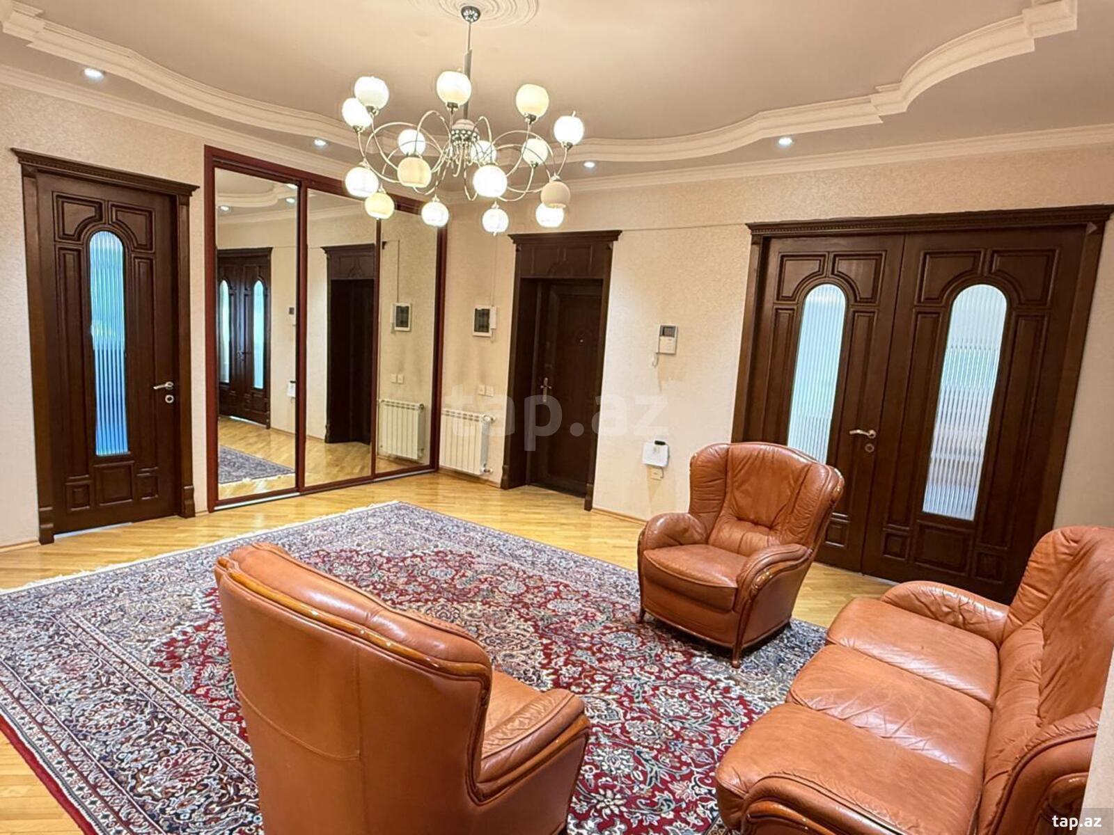 4-otaqlı yeni tikili kirayə verilir, Nizami m., 200 m²