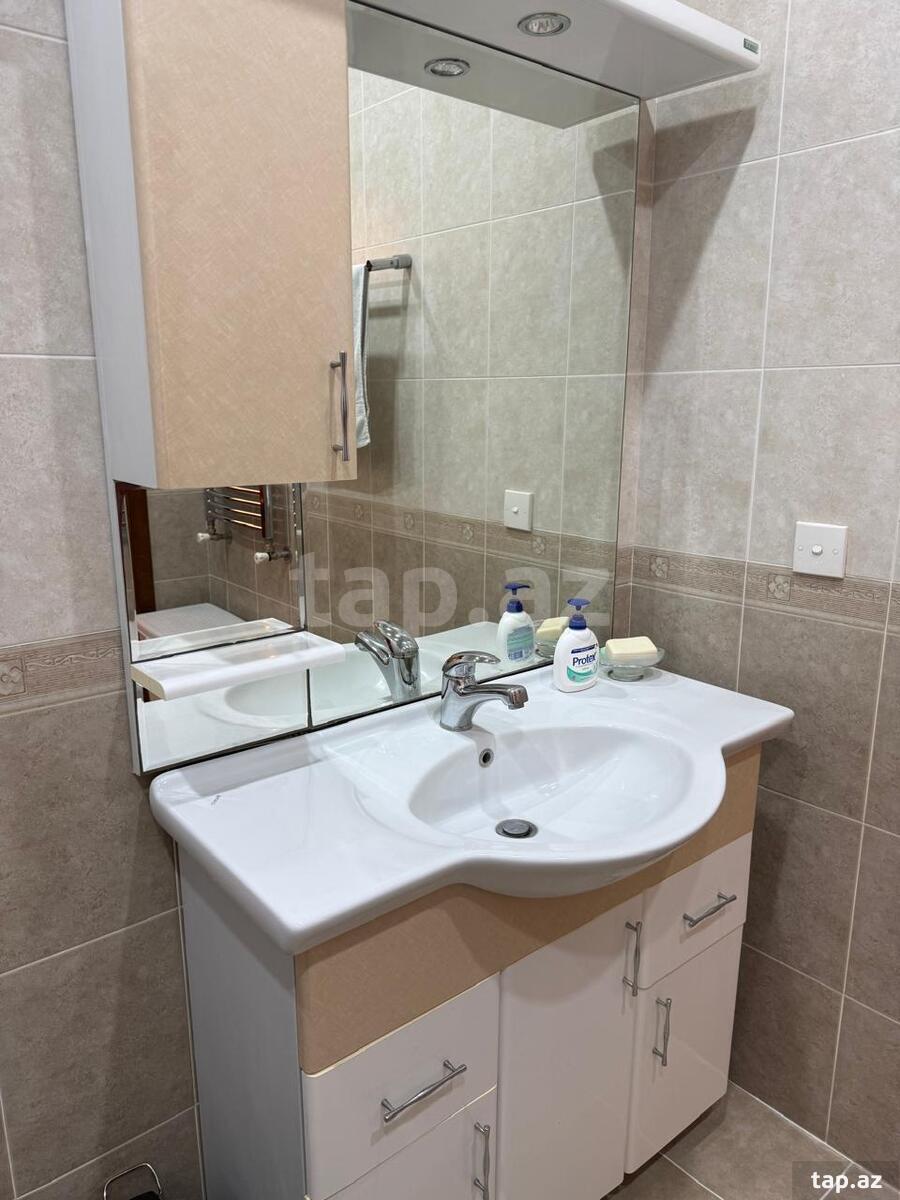 4-otaqlı yeni tikili kirayə verilir, Nizami m., 200 m² (15)