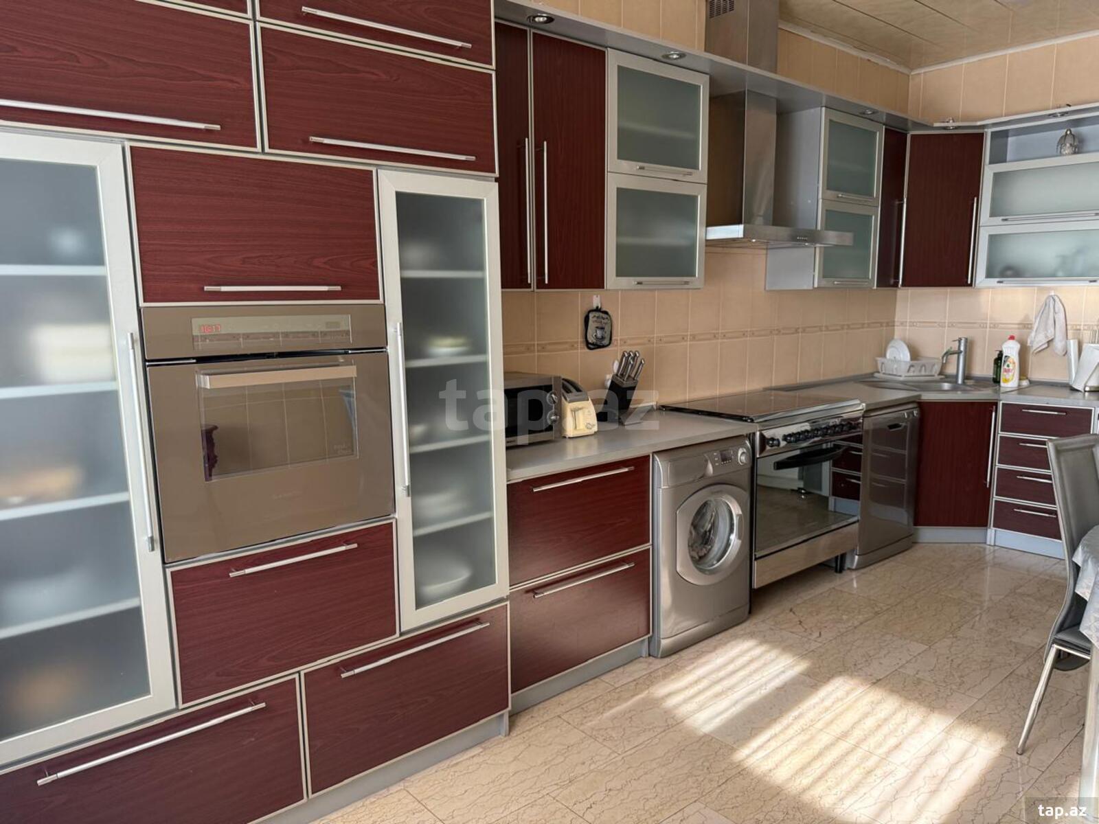 4-otaqlı yeni tikili kirayə verilir, Nizami m., 200 m² (6)