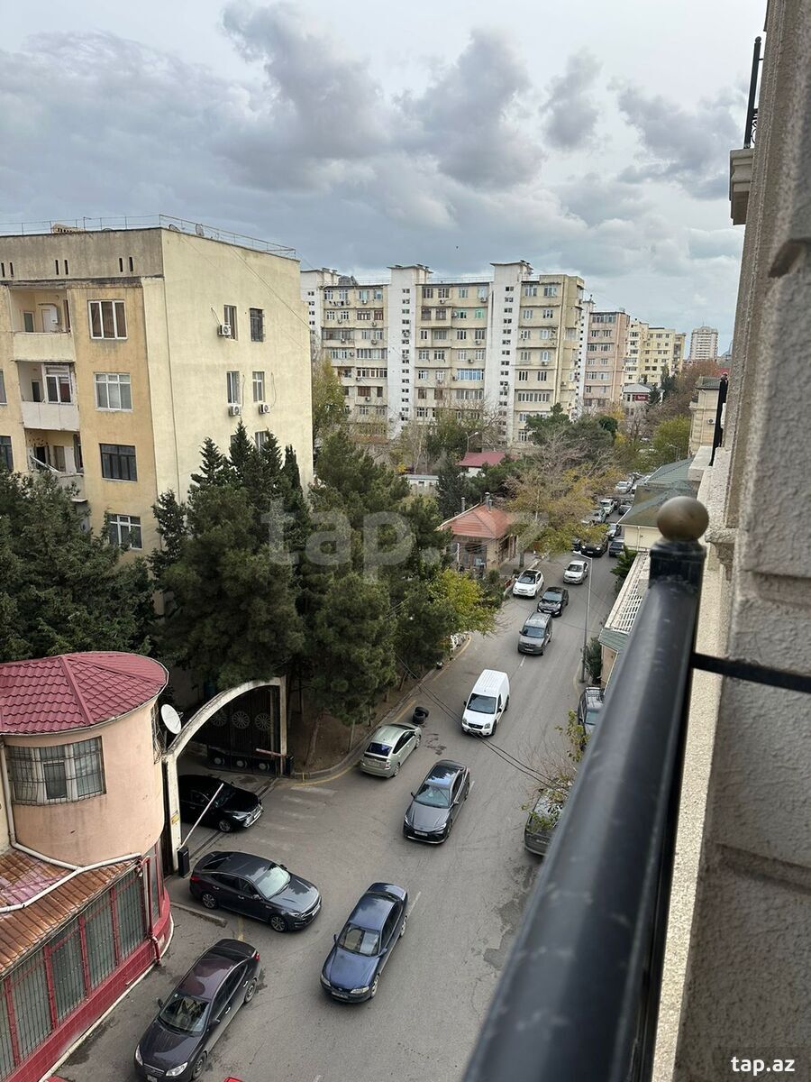 4-otaqlı yeni tikili, Nərimanov r., 229 m²