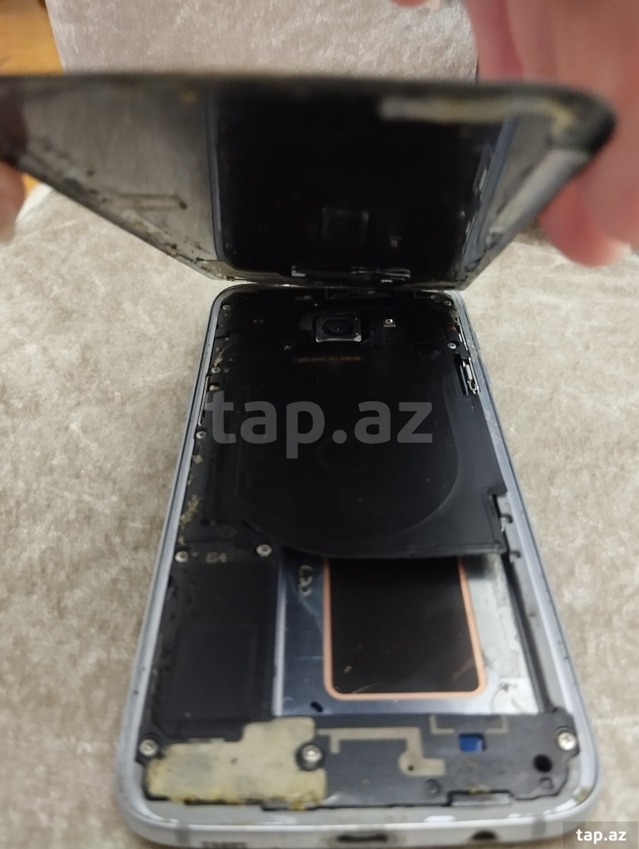 Samsung Galaxy S7 edge Silver 32GB/4GB (3)
