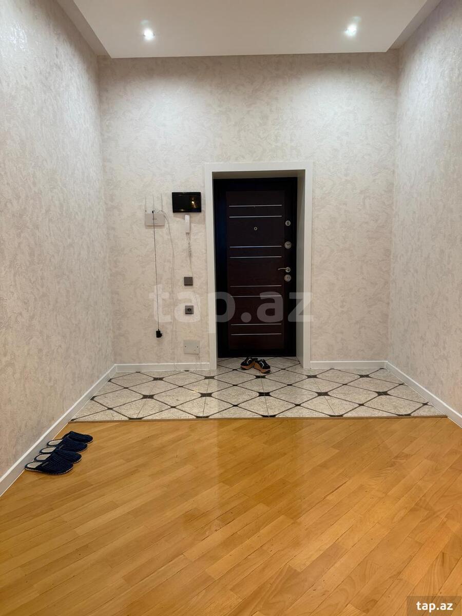 3-otaqlı yeni tikili, Elmlər Akademiyası m., 122 m²
