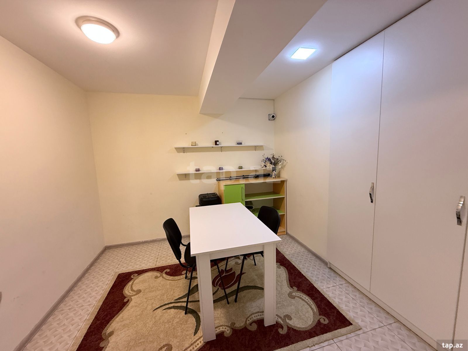 Ofis, Təbriz küç. (9)