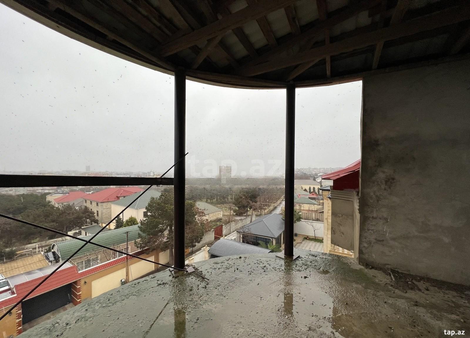 Həyət evi, Qara Qarayev m. (6)