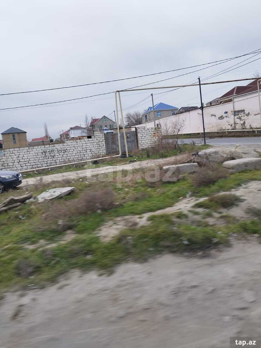 35 sot torpaq sahəsi, Saray qəs.