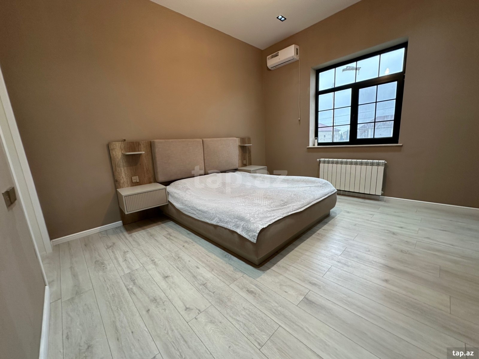 Villa, Novxanı qəs. (20)