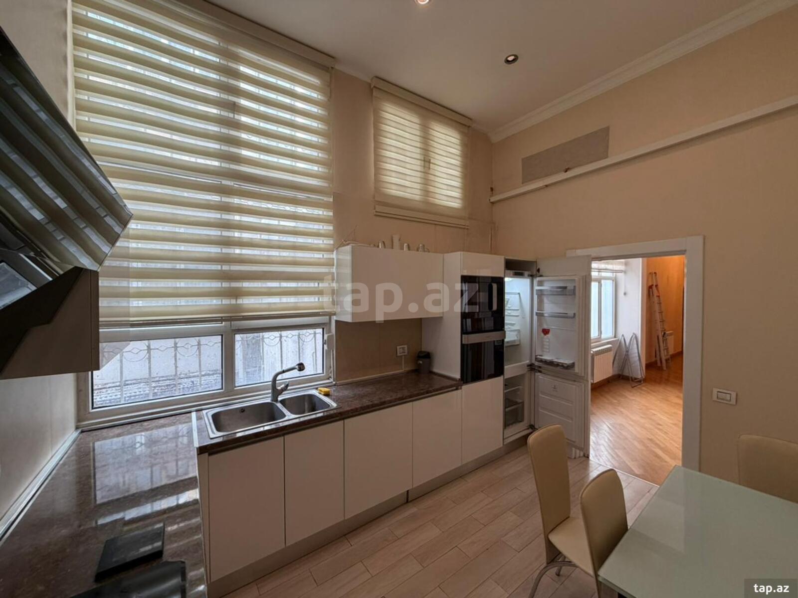 4-otaqlı mənzil kirayə verilir, Sahil m., 160 m² (5)
