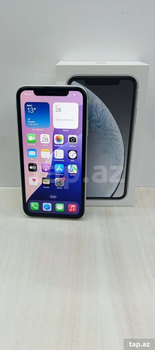 Apple iPhone XR White 64GB/3GB (2)