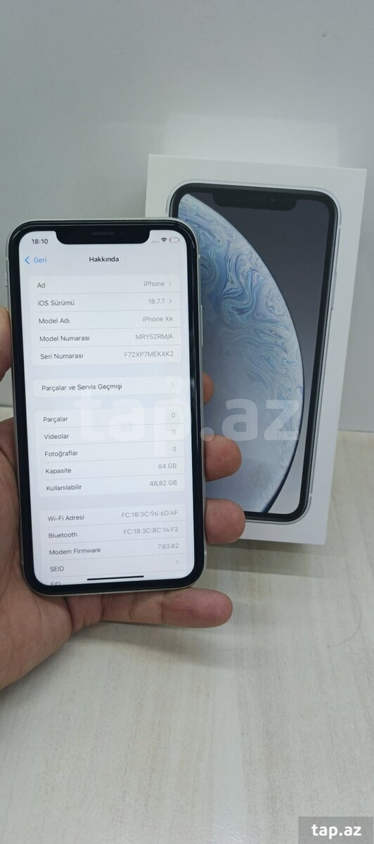 Apple iPhone XR White 64GB/3GB (12)