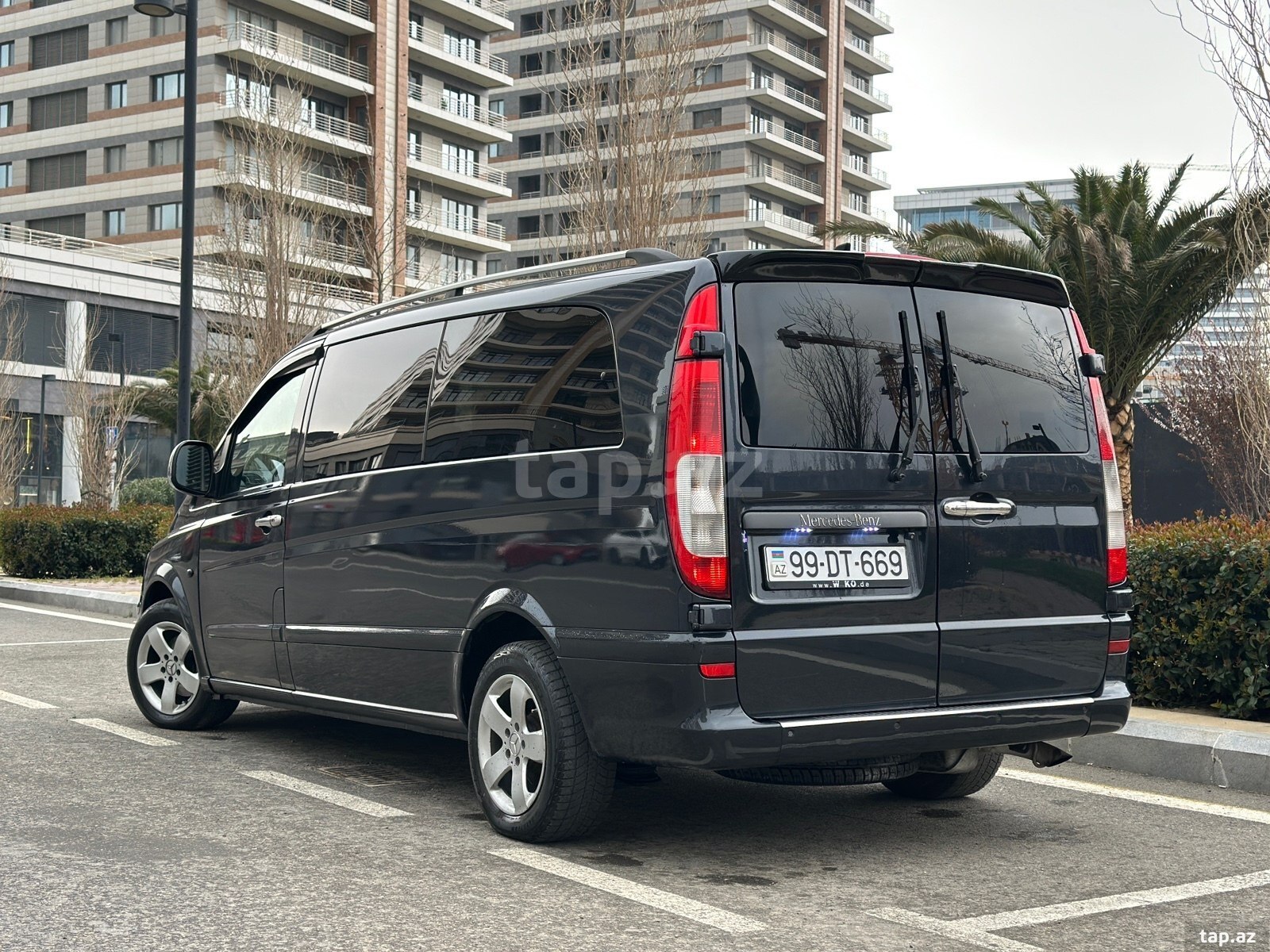 3-ci miniatür