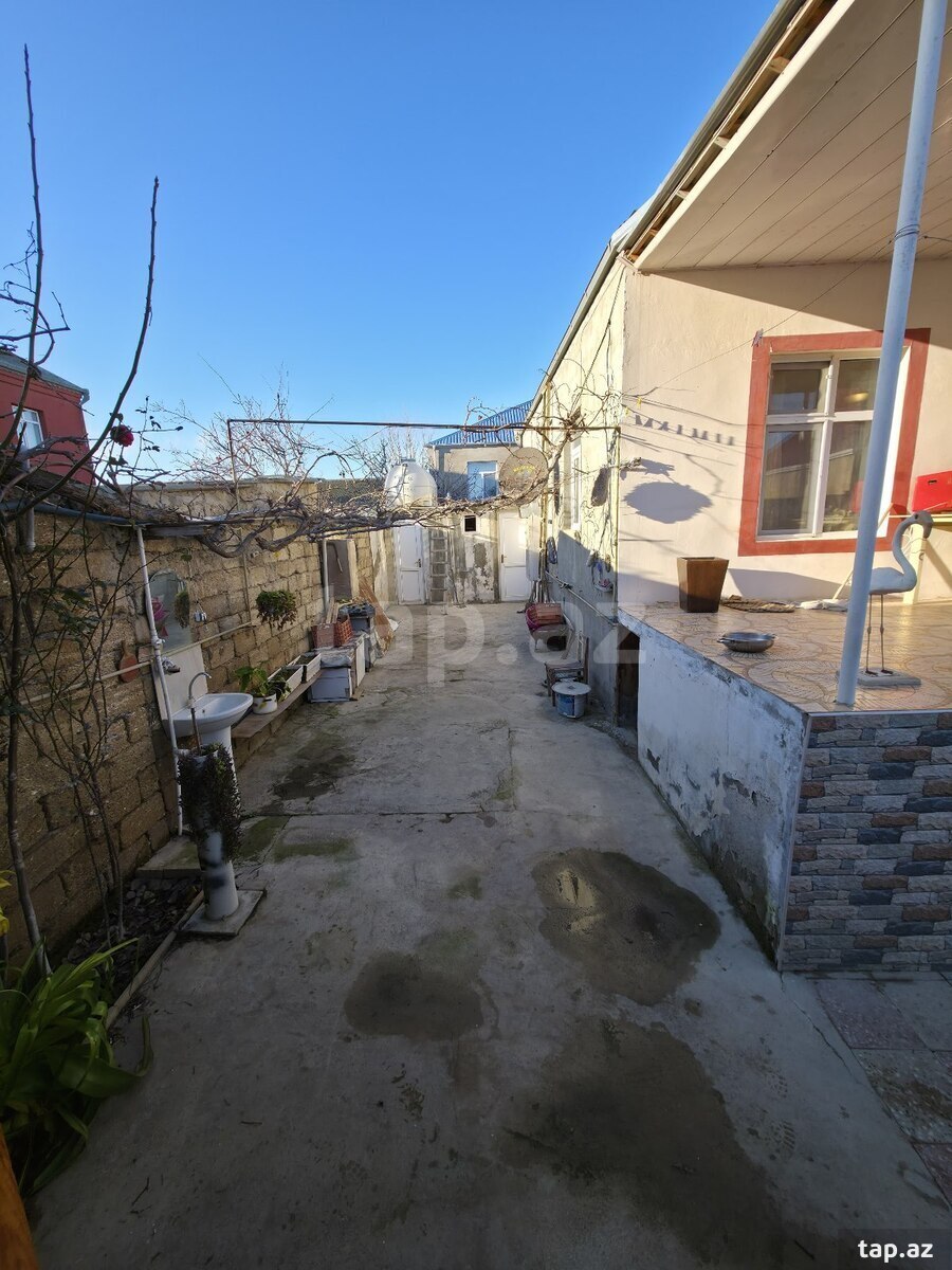 Həyət evi, Binə qəs. (16)